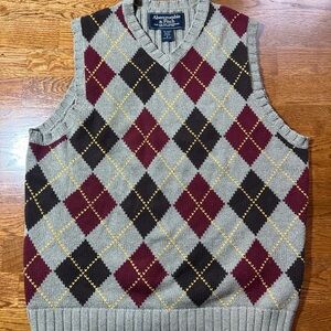 Abercrombie & Fitch V-Neck Argyle Sweater Vest